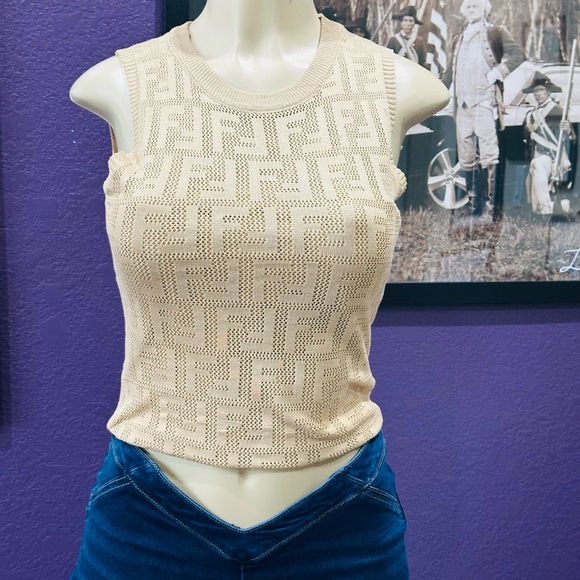 Fendi Top - Picture 13 of 14